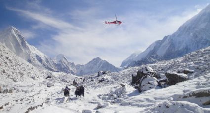 Cinco turistas mexicanos mueren al desplomarse el helicóptero en el que viajaban cerca del Everest en Nepal