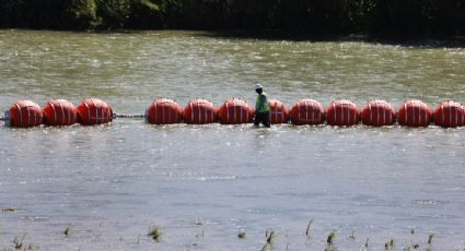 Gobierno de México prepara demanda por las boyas que colocó Texas en el río Bravo para frenar a migrantes