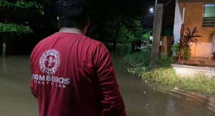 Tormenta en Veracruz deja más de 30 colonias inundadas y daños en tramos carreteros en Cosoleacaque y Minatitlán