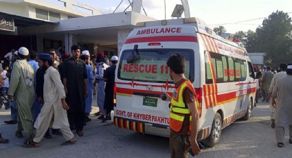 Sube a 44 la cifra de muertos por el ataque con una bomba en un mitin político en Pakistán