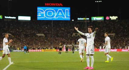 La MLS bate récord de espectadores en un partido y Galaxy se impone al LAFC de Carlos Vela