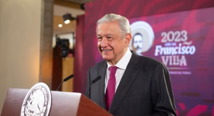 AMLO insiste en criticar al ministro Aguilar por frenar los libros de la SEP y cuestiona que no resuelva otros casos: "¿Para quién trabaja?"