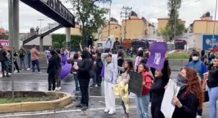 Manifestantes bloquean el cruce de Insurgentes y Tlalpan para exigir justicia por el caso de Ivana Huato