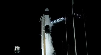 Misión tripulada de la NASA y SpaceX llega a la Estación Espacial Internacional tras un viaje de 30 horas