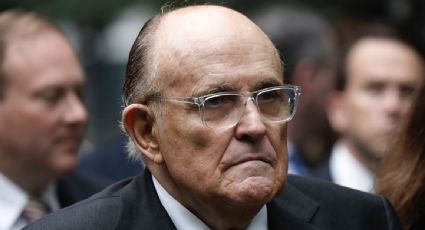 Jueza determina que Rudy Giuliani es responsable de difamar a dos trabajadoras electorales de Georgia