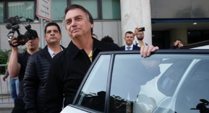 Autoridades de Brasil interrogan al expresidente Bolsonaro por el contrabando de joyas y relojes