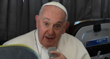 El papa Francisco asegura que la Iglesia católica "está abierta a todos, también a los homosexuales"