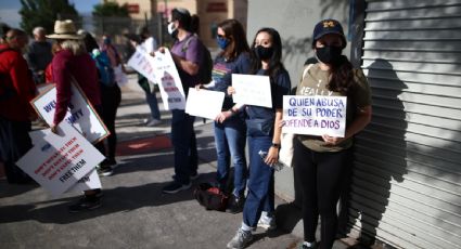 Protestan en la frontera de Texas con México para exigir el fin de las medidas antimigrantes de Abbott