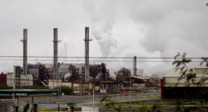 CRE otorga prórroga a Pemex para cumplir con normativa que obliga a producir diésel bajo en azufre