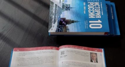 Nuevos libros de texto rusos hechos por asesor del Kremlin buscan justificar la guerra en Ucrania