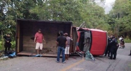 Volcadura de camión que transportaba migrantes en Chiapas deja dos personas muertas y 38 heridos