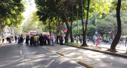 Condusef despide a sus trabajadores de confianza; el sindicato bloquea avenida Insurgentes en protesta