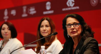 La mexicana Coral Bracho gana el Premio FIL de Literatura 2023