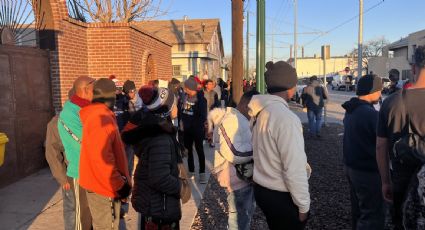 Chicago reubicará a migrantes albergados en estaciones de policía a campamentos alistados para el invierno