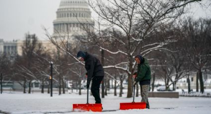 Casi dos tercios de los habitantes de EU están en alerta por una nueva tormenta invernal que provocará temperaturas bajo cero