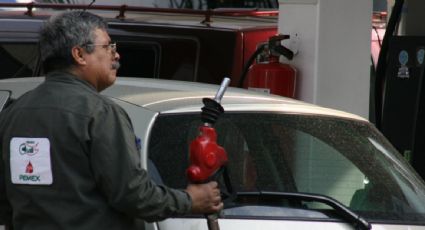 La gasolina premium alcanza los 29.99 pesos en Veracruz a inicio de año; AMLO minimiza el alza
