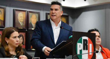 "No les alcanzarán las embajadas para librarse de la vergüenza de haber dejado el partido", dice Alejandro Moreno a expriistas