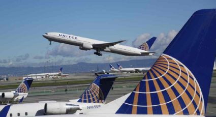 United Airlines analiza alternativas ante los continuos problemas de manufactura de los aviones Boeing