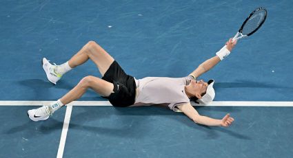 ¡Heroico! El italiano Jannik Sinner remonta en una épica final de cinco sets a Daniil Medvedev y es el Campeón del Abierto de Australia