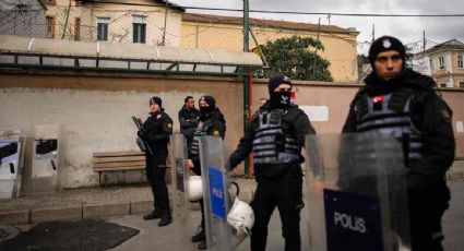 Policía turca detiene a dos implicados en el ataque a una iglesia católica en Estambul que dejó un muerto