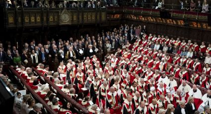 Parlamento británico avanza en la eliminación del derecho de los aristócratas a heredar un escaño en la Cámara de los Lores