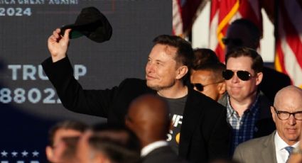 Musk está repartiendo un millón de dólares diarios entre quienes firmen su petición de apoyo a la Constitución