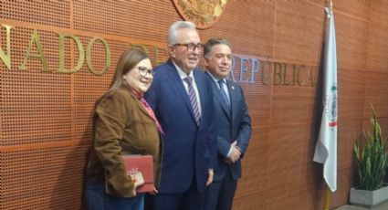 El gobernador Rocha Moya llega al Senado a reunión con Morena