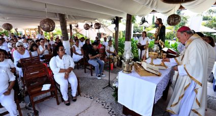 Arzobispo de Acapulco celebró una misa para recordar a las 68 víctimas mortales de "Otis"