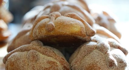 El pan de muerto revive los sentidos desde el primer bocado: así vive México el Día de Muertos