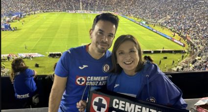 Xóchitl Gálvez festeja en el estadio el histórico récord de puntos de Cruz Azul y les pide el título: ”Ahora falta la estrella”