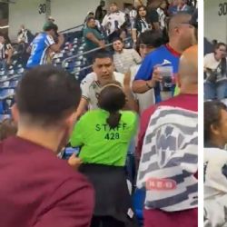 Aficionado del León le da cachetada a mujer de seguridad privada en el estadio del Monterrey; ella se la devuelve