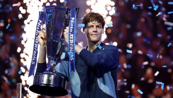 El tenista italiano Jannik Sinner, número uno del mundo, se corona en el ATP Finals y alarga un 2024 de ensueño