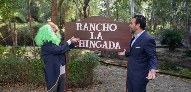 Brozo y Loret se van a La Chingada (un rancho en Palenque desde donde se dirige el país)