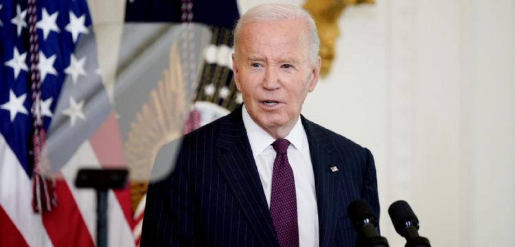 Biden defiende los derechos de las personas trans y lamenta los ataques en su contra