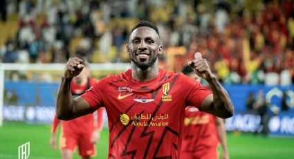 El mexicano Julián Quiñones le gana la partida a Cristiano Ronaldo con gol y asistencia en la victoria de Al Qadsiah sobre Al Nassr