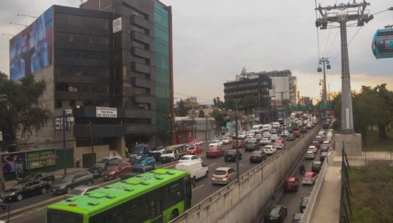 El auto eléctrico mexicano Olinia podría sustituir a las motocicletas por su costo: Sheinbaum