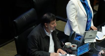 Noroña no permitirá a periodistas trabajar en el Patio del Federalismo del Senado: “Están como vendedores ambulantes”