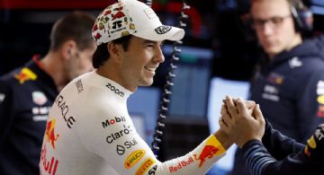 Checo Pérez gana el premio a la Acción del Año en la Fórmula 1 tras lograr un rebase espectacular