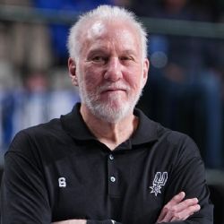 Gregg Popovich, coach de los Spurs de 78 años, se repone del derrame cerebral que sufrió: “Mi familia y yo estamos agradecidos”