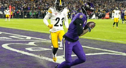 Ravens apalean a Steelers y amarran su boleto a los playoffs de la NFL