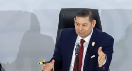 Alejandro Armenta promete buscar a activista desaparecida, pero pone en duda que esté embarazada