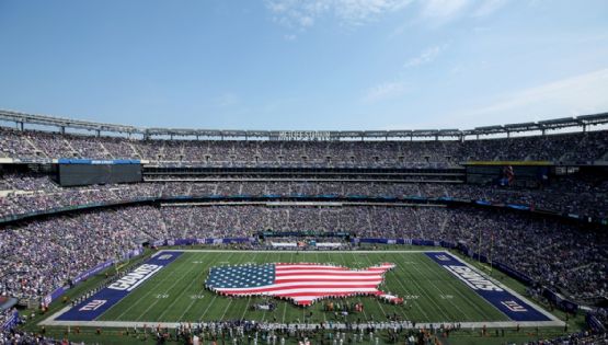 Avioneta sobrevuela el estadio de los Giants con un mensaje para el dueño del equipo: “Basta, por favor, arregle este desastre”