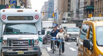 Xóchitl Gálvez evita hablar de las protestas en su contra en Nueva York