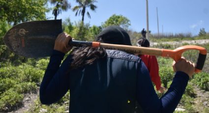 Madres buscadoras reprochan que gobierno de AMLO envió a Panamá una misión para hallar a militar muerto hace 129 años