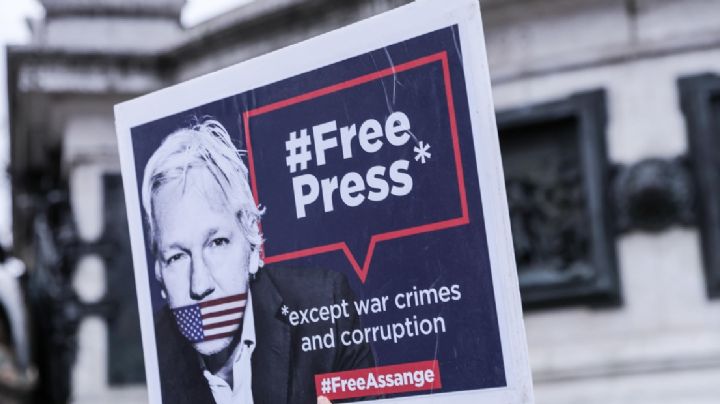 "La Estatua de la Libertad debería estar en México", dice López Obrador al criticar a EU por el caso Assange