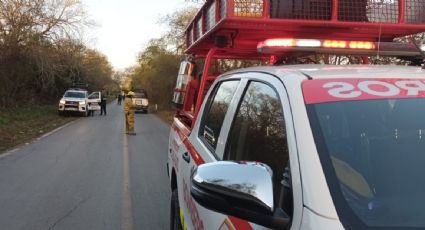 Encuentran dos cuerpos calcinados dentro de un auto incendiado en la zona metropolitana de Monterrey