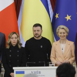 Zelenski se reúne con líderes mundiales en el segundo aniversario del comienzo de la invasión rusa a Ucrania