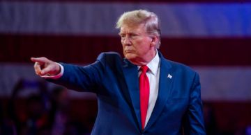 Trump se declara "orgulloso disidente político" en la cumbre de ultraderecha CPAC