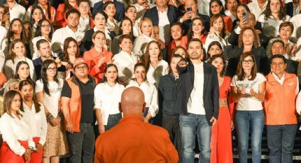 Álvarez Máynez rinde protesta como candidato presidencial de Movimiento Ciudadano