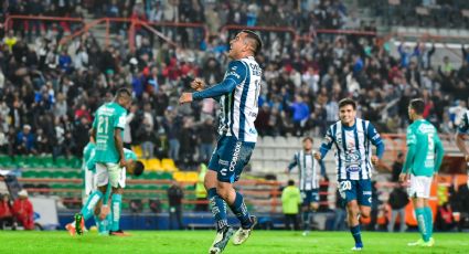 ¡El nuevo líder! Pachuca derrota a León en partidazo de volteretas y con golazo 'karateca' de Érick Sánchez